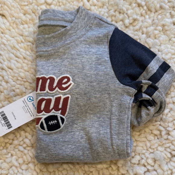 Carter's Gray Baby Matching Set - Picture 4 of 8